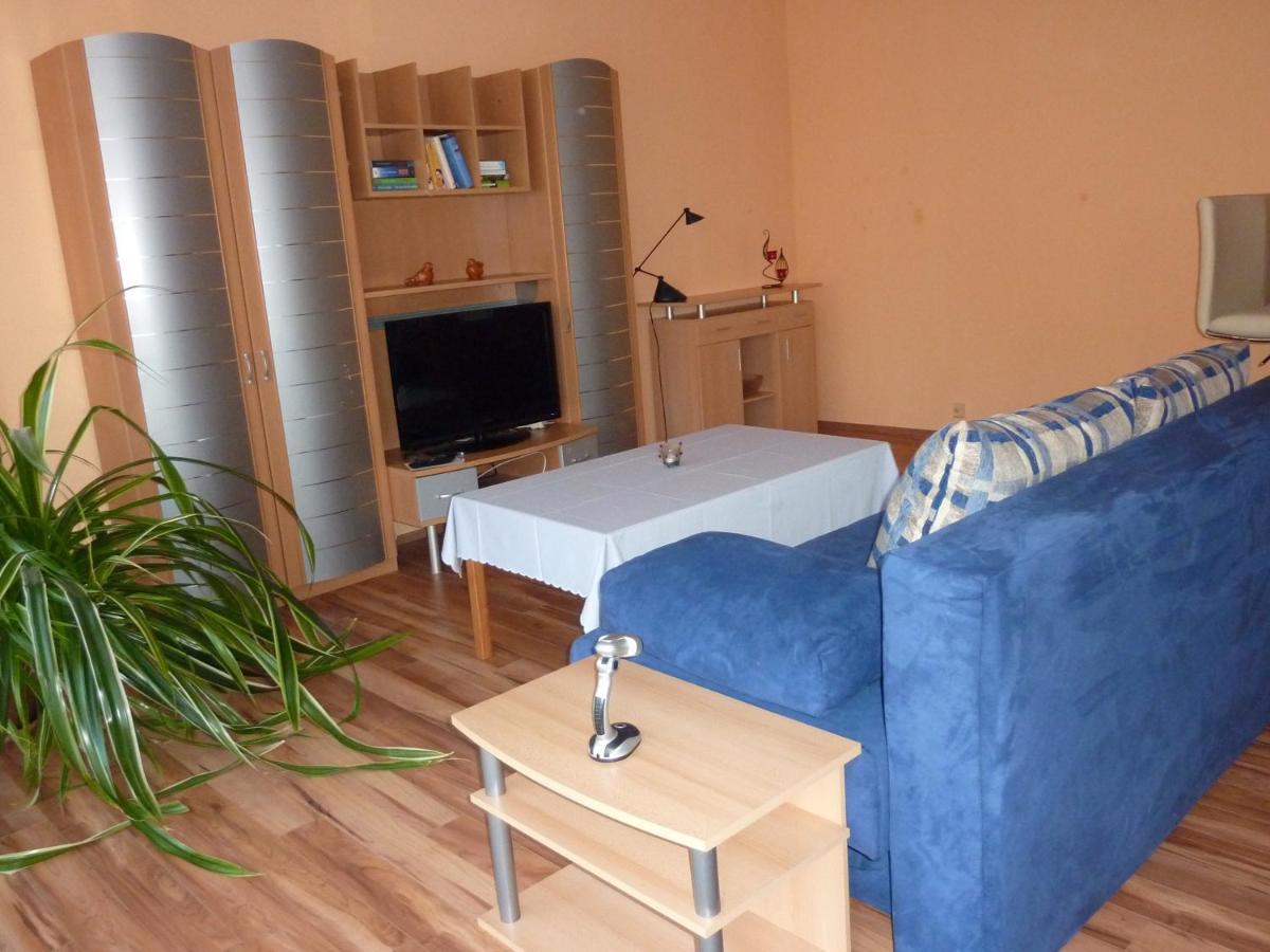 Ferienwohnung Am Deich ブレッケーデ エクステリア 写真